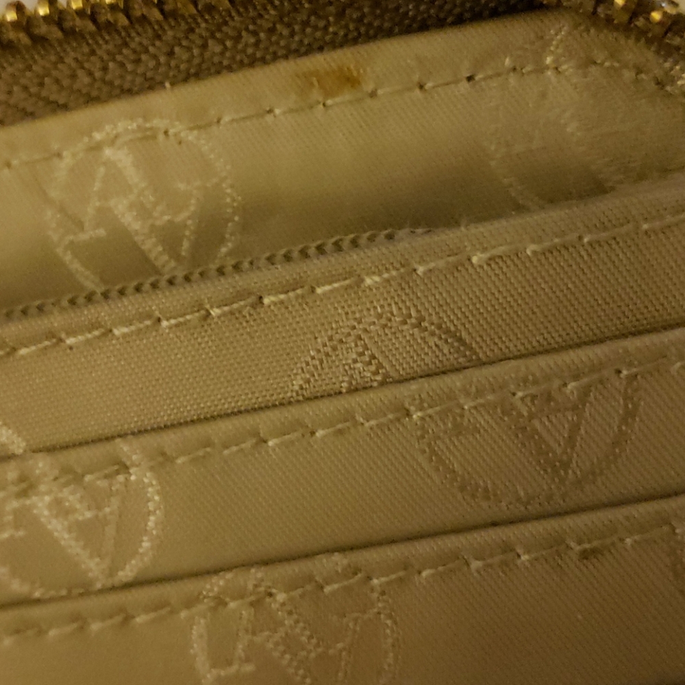Wallet - Picture 6 of 6